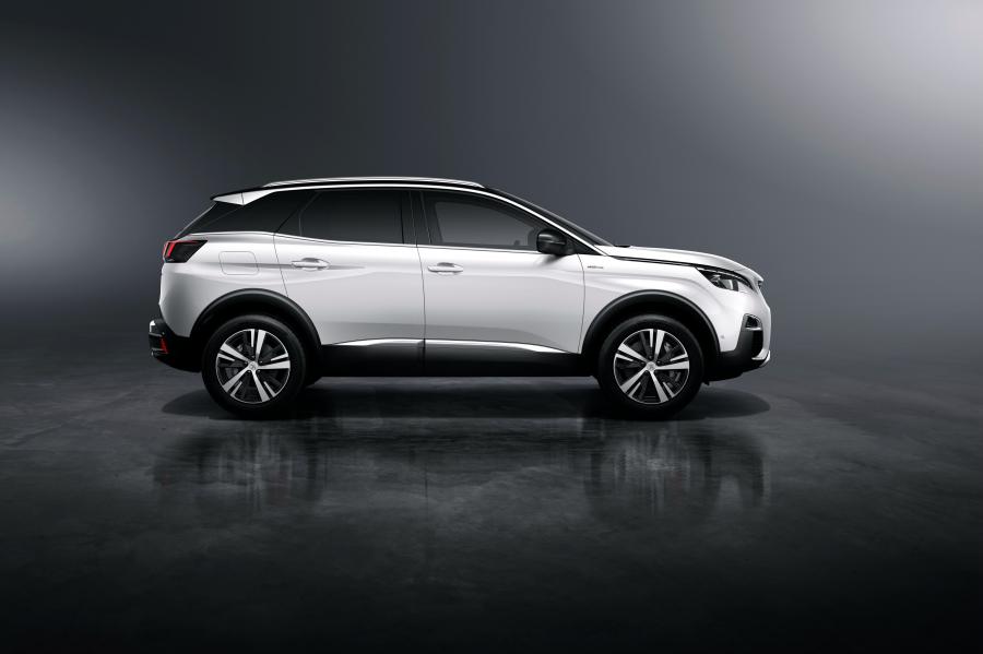  Peugeot 3008 GT Line 2016 года  (WW) (фото 2 из 42)